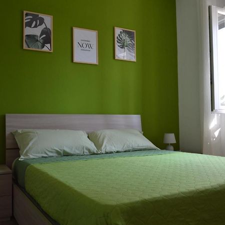 La Casa Di Barry Bed and Breakfast Pozzuoli Exteriör bild