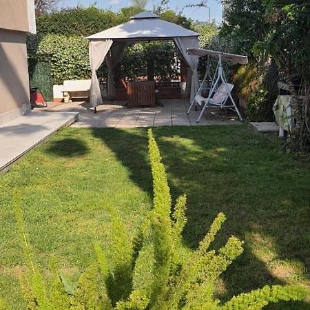 La Casa Di Barry Bed and Breakfast Pozzuoli Exteriör bild